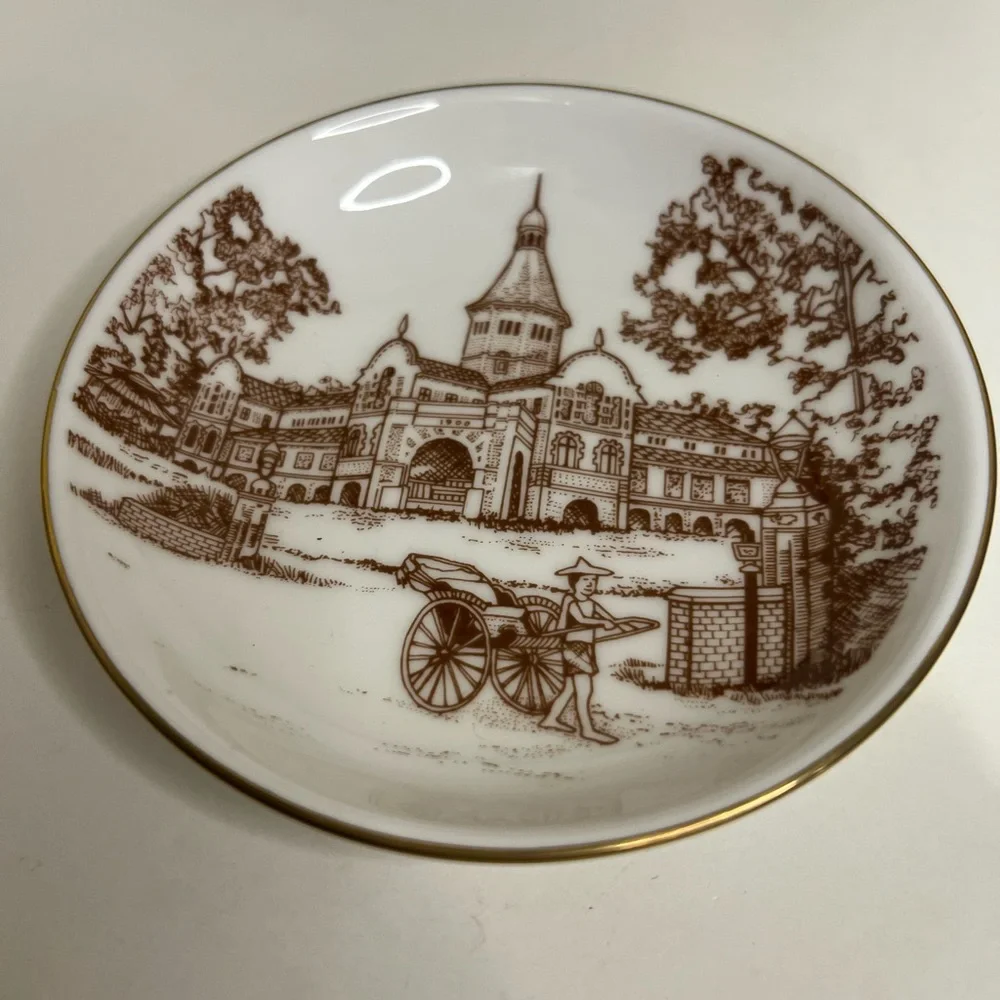 Royal Doulton Singapore Goodwood Park Hotel Trinket Plate w/ Box